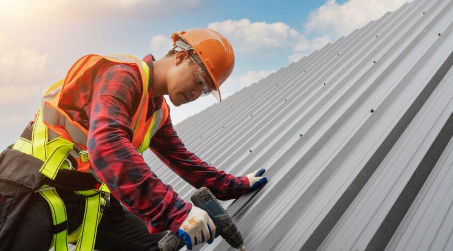 Professional gutter cleaning in West Helena, AR